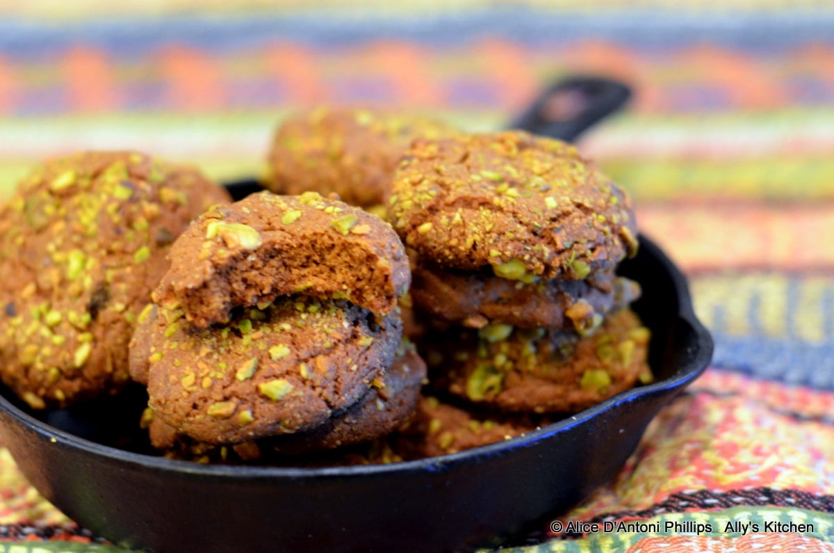 Chewy Ginger Molasses Cookies
