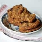 Chewy Oatmeal Date Raisin Nut Cookies